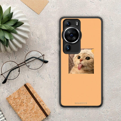Θήκη Huawei P60 Pro Cat Tongue από τη Smartfits με σχέδιο στο πίσω μέρος και μαύρο περίβλημα | Huawei P60 Pro Cat Tongue Case with Colorful Back and Black Bezels