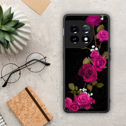 Θήκη OnePlus 11 5G Flower Red Roses από τη Smartfits με σχέδιο στο πίσω μέρος και μαύρο περίβλημα | OnePlus 11 5G Flower Red Roses Case with Colorful Back and Black Bezels