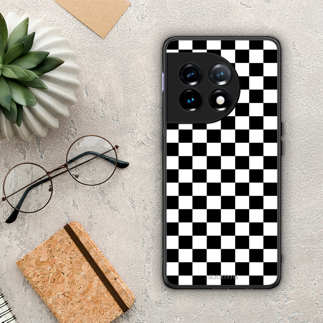 Θήκη OnePlus 11 5G Geometric Squares από τη Smartfits με σχέδιο στο πίσω μέρος και μαύρο περίβλημα | OnePlus 11 5G Geometric Squares Case with Colorful Back and Black Bezels