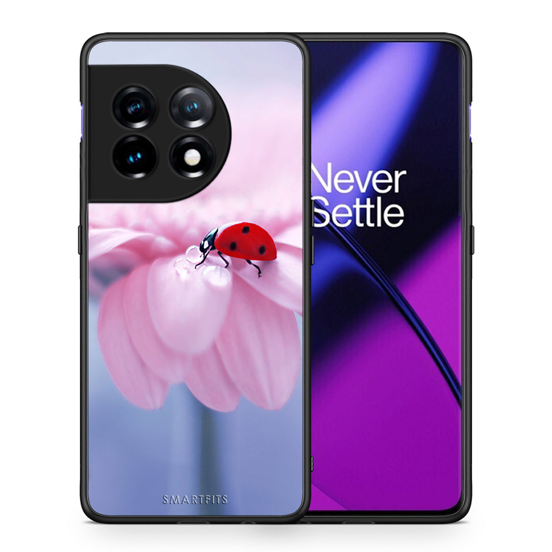 Θήκη OnePlus 11 5G Ladybug Flower από τη Smartfits με σχέδιο στο πίσω μέρος και μαύρο περίβλημα | OnePlus 11 5G Ladybug Flower Case with Colorful Back and Black Bezels