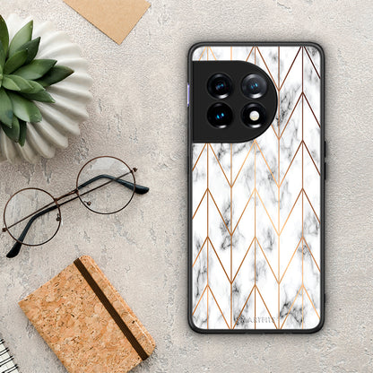 Θήκη OnePlus 11R / ACE 2 5G Marble Gold Geometric από τη Smartfits με σχέδιο στο πίσω μέρος και μαύρο περίβλημα | OnePlus 11R / ACE 2 5G Marble Gold Geometric Case with Colorful Back and Black Bezels