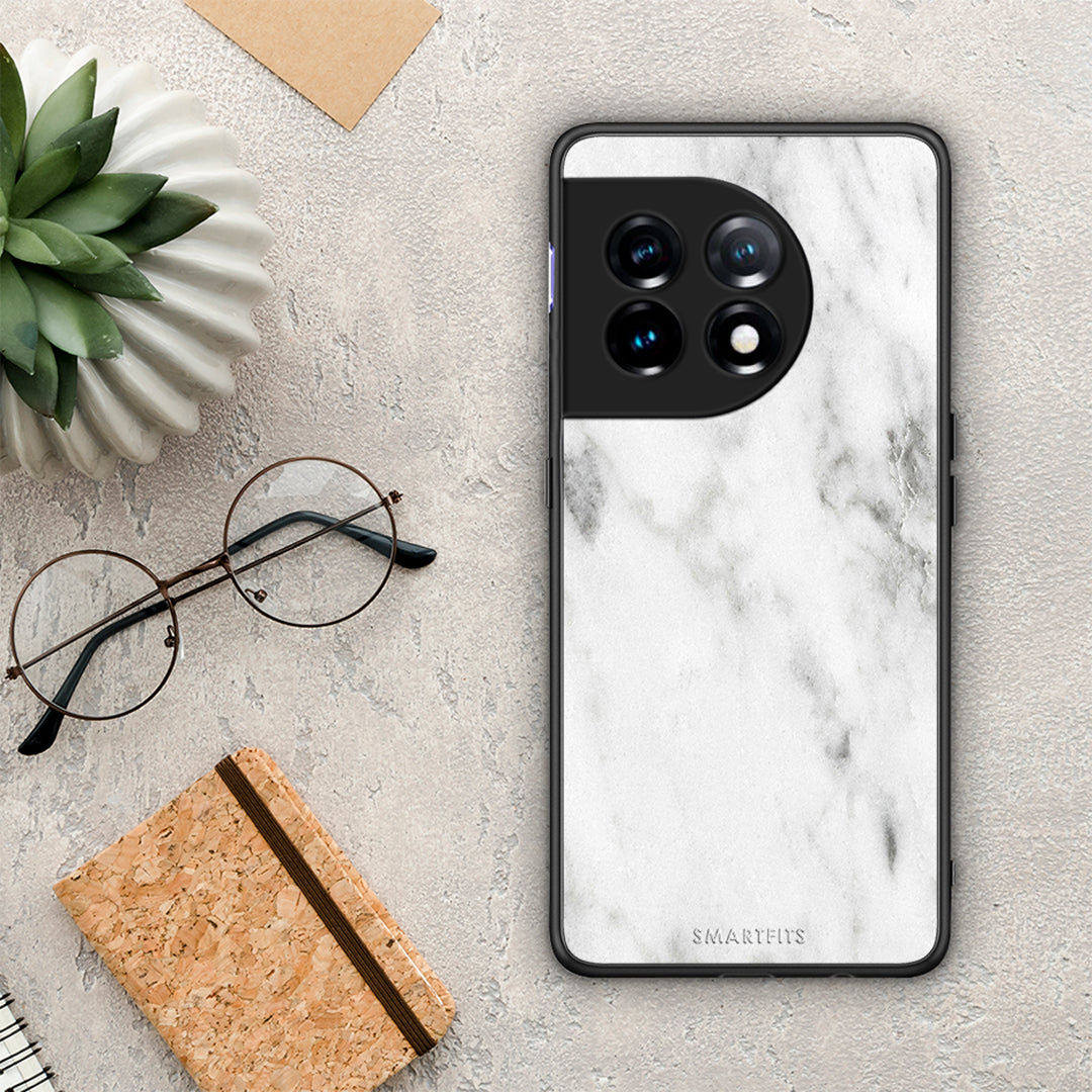 Θήκη OnePlus 11 5G Marble White από τη Smartfits με σχέδιο στο πίσω μέρος και μαύρο περίβλημα | OnePlus 11 5G Marble White Case with Colorful Back and Black Bezels