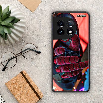 Θήκη OnePlus 11 5G Spider Hand από τη Smartfits με σχέδιο στο πίσω μέρος και μαύρο περίβλημα | OnePlus 11 5G Spider Hand Case with Colorful Back and Black Bezels