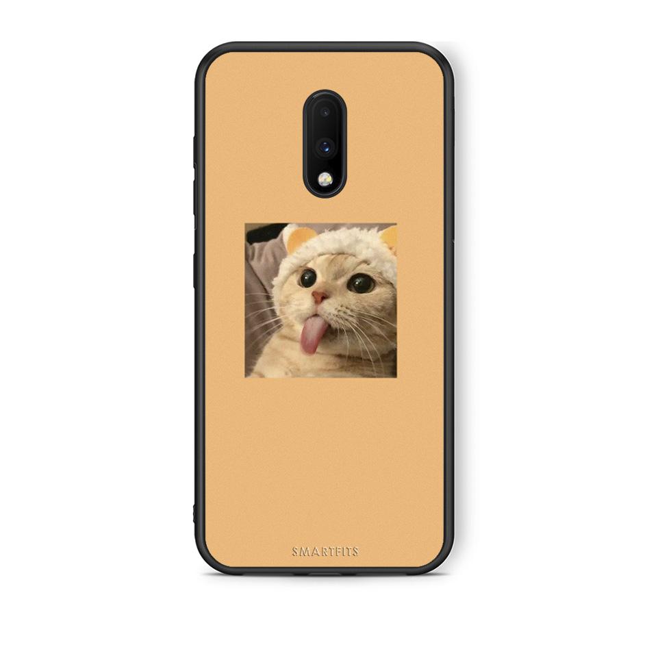 OnePlus 7 Cat Tongue θήκη από τη Smartfits με σχέδιο στο πίσω μέρος και μαύρο περίβλημα | Smartphone case with colorful back and black bezels by Smartfits