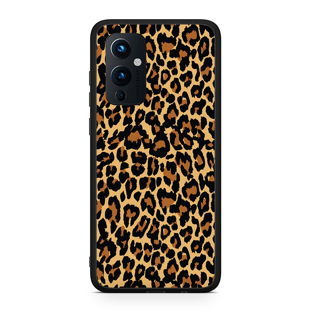 OnePlus 9 Leopard Animal θήκη από τη Smartfits με σχέδιο στο πίσω μέρος και μαύρο περίβλημα | Smartphone case with colorful back and black bezels by Smartfits
