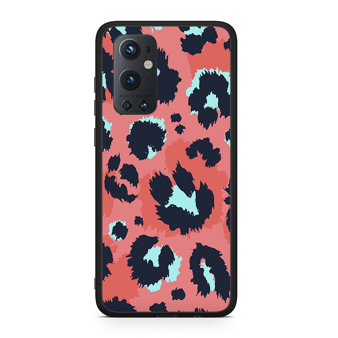 OnePlus 9 Pro Pink Leopard Animal θήκη από τη Smartfits με σχέδιο στο πίσω μέρος και μαύρο περίβλημα | Smartphone case with colorful back and black bezels by Smartfits