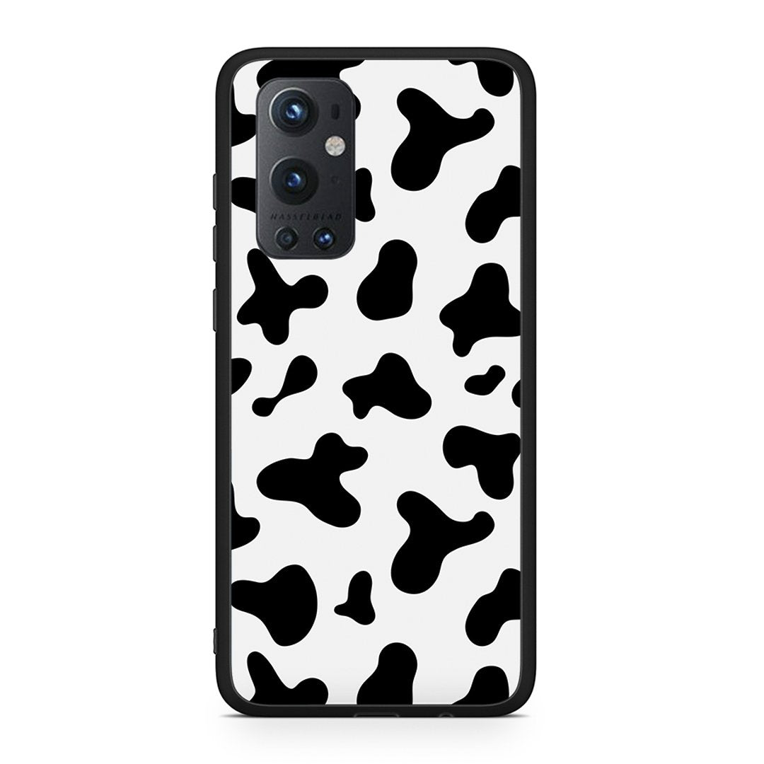 OnePlus 9 Pro Cow Print θήκη από τη Smartfits με σχέδιο στο πίσω μέρος και μαύρο περίβλημα | Smartphone case with colorful back and black bezels by Smartfits