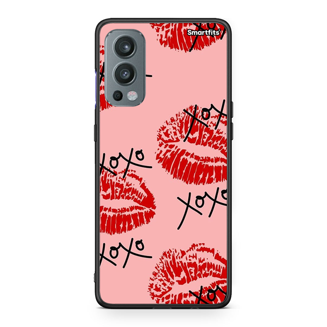 OnePlus Nord 2 5G XOXO Lips θήκη από τη Smartfits με σχέδιο στο πίσω μέρος και μαύρο περίβλημα | Smartphone case with colorful back and black bezels by Smartfits