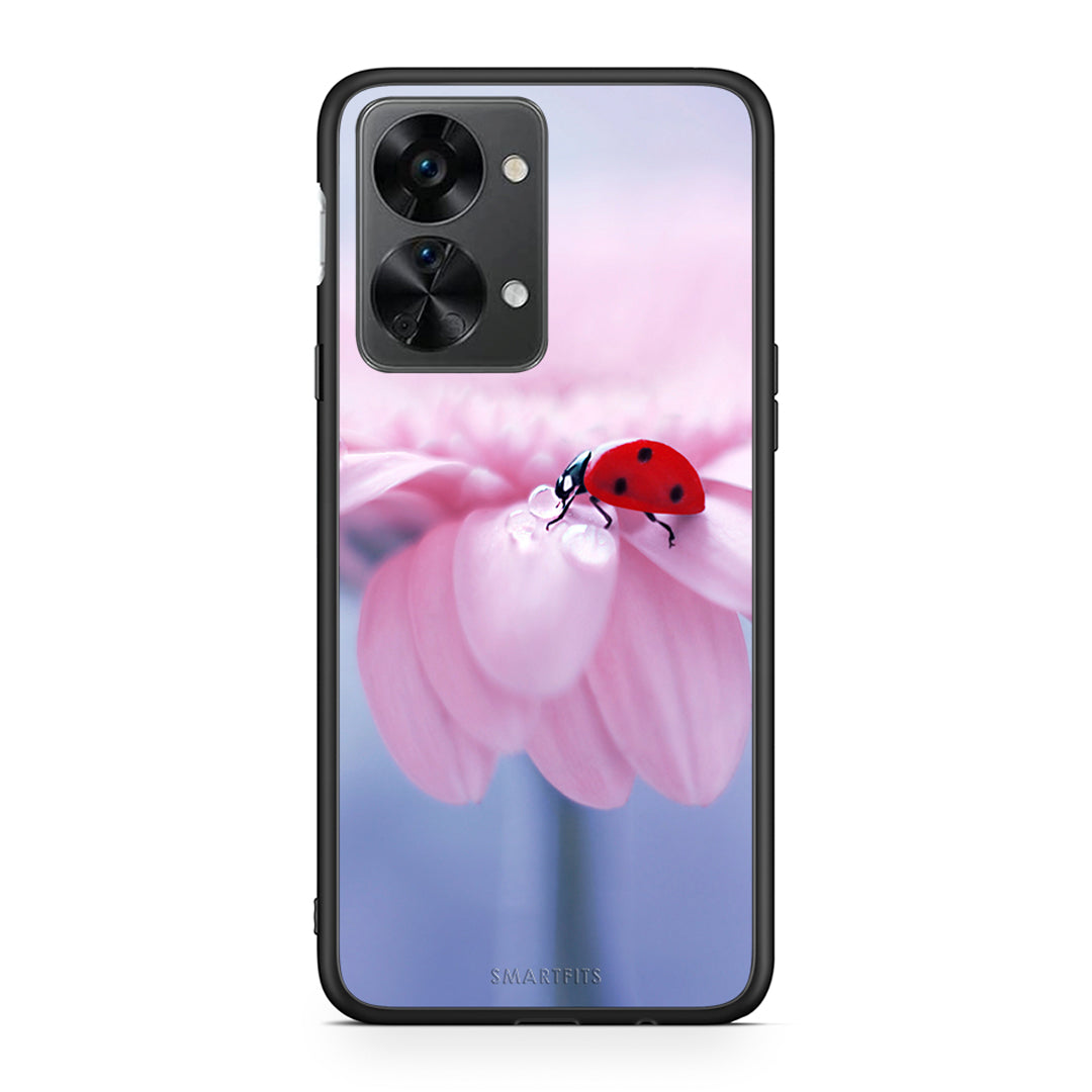 OnePlus Nord 2T Ladybug Flower θήκη από τη Smartfits με σχέδιο στο πίσω μέρος και μαύρο περίβλημα | Smartphone case with colorful back and black bezels by Smartfits