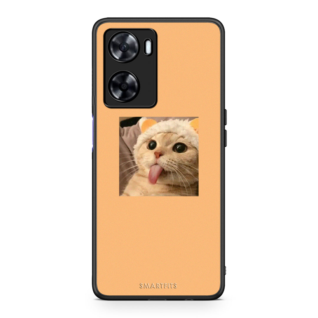 Oppo A57s / A77s / A58 / OnePlus Nord N20 SE Cat Tongue θήκη από τη Smartfits με σχέδιο στο πίσω μέρος και μαύρο περίβλημα | Smartphone case with colorful back and black bezels by Smartfits