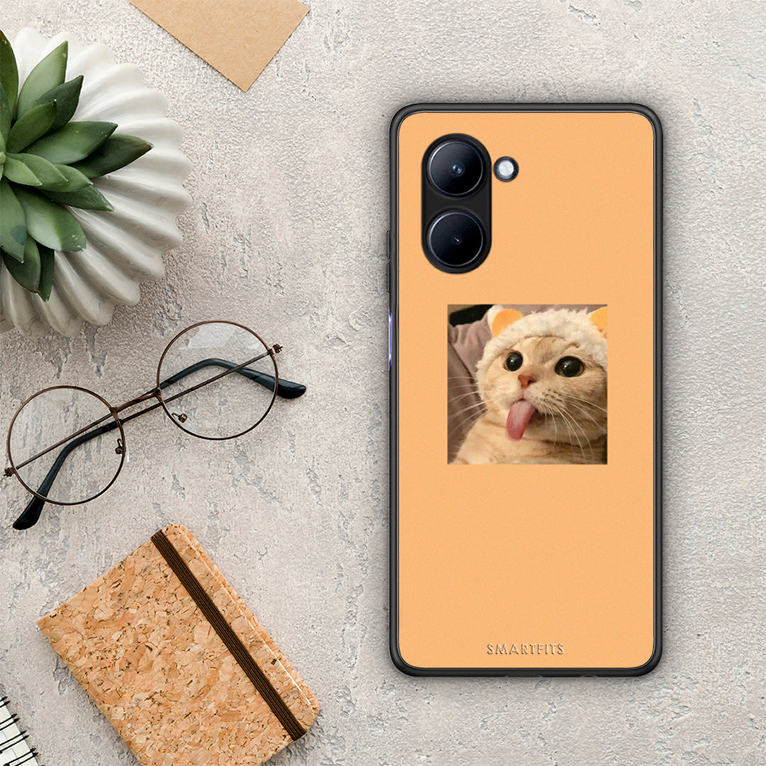 Θήκη Realme C33 Cat Tongue από τη Smartfits με σχέδιο στο πίσω μέρος και μαύρο περίβλημα | Realme C33 Cat Tongue Case with Colorful Back and Black Bezels
