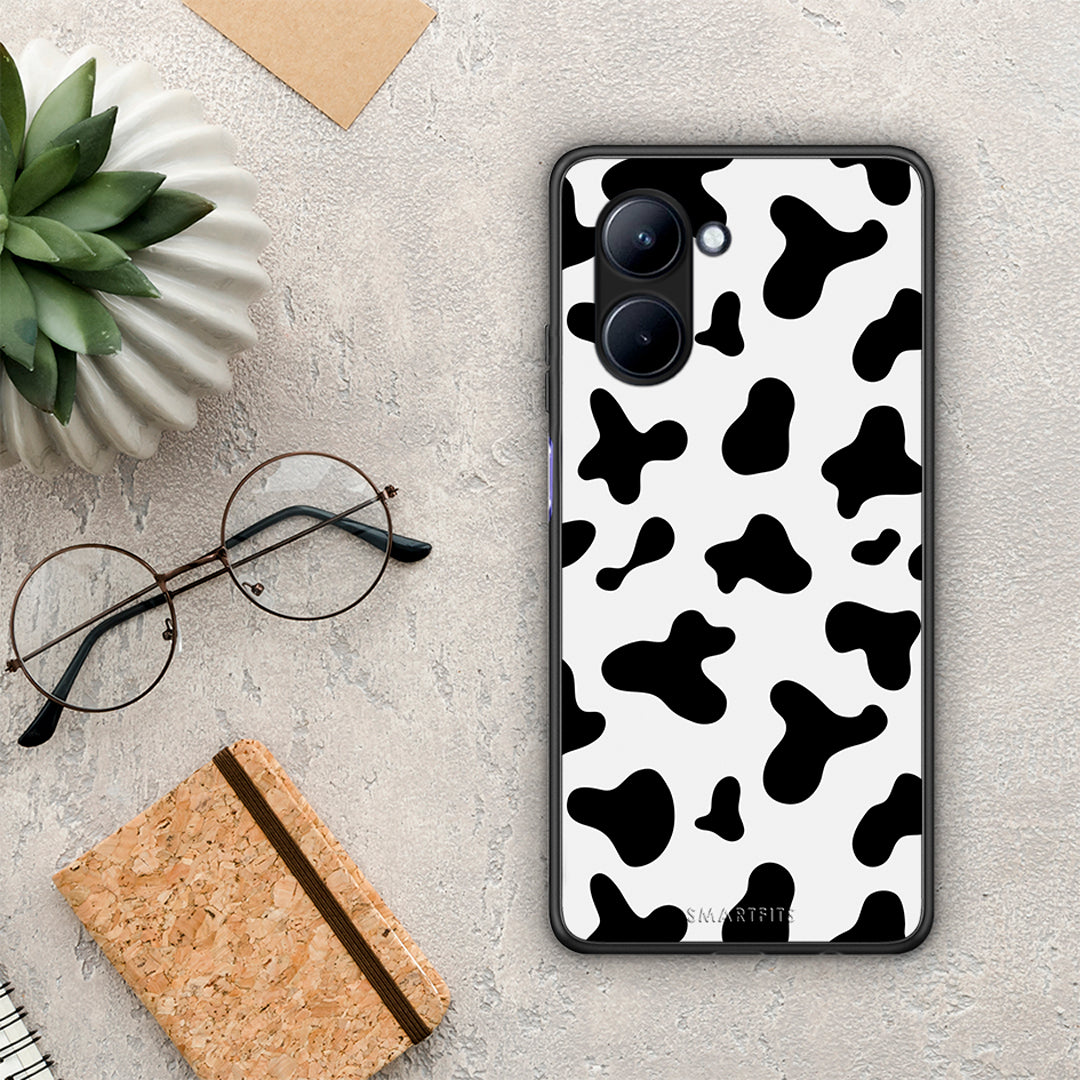 Θήκη Realme C33 Cow Print από τη Smartfits με σχέδιο στο πίσω μέρος και μαύρο περίβλημα | Realme C33 Cow Print Case with Colorful Back and Black Bezels