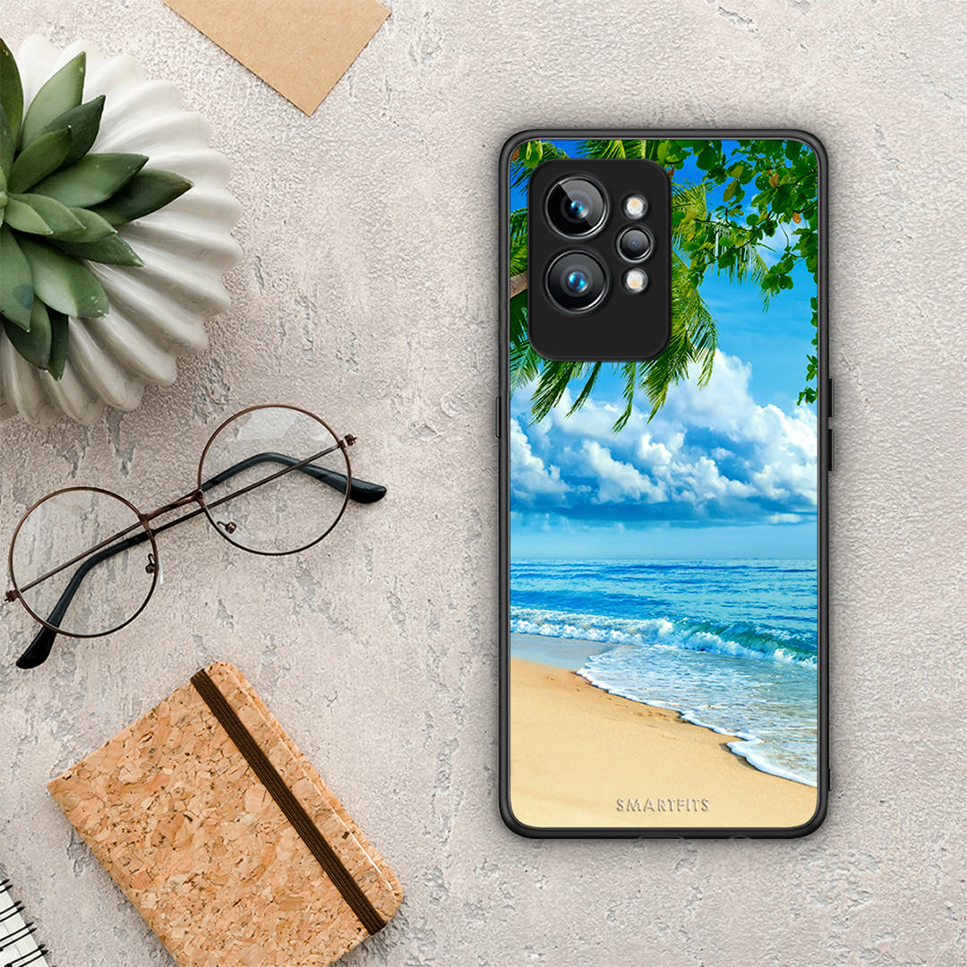 Θήκη Realme GT2 Beautiful Beach από τη Smartfits με σχέδιο στο πίσω μέρος και μαύρο περίβλημα | Realme GT2 Beautiful Beach Case with Colorful Back and Black Bezels