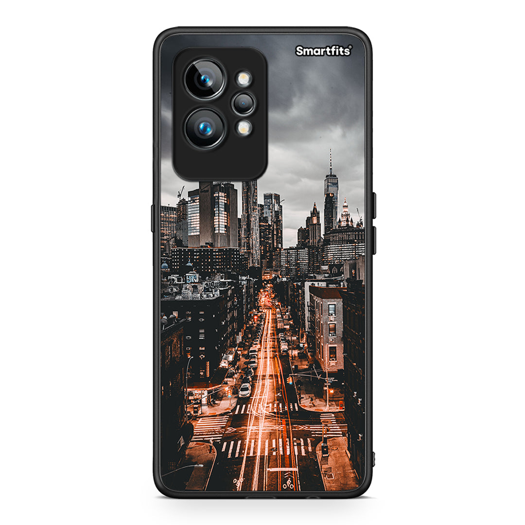 Θήκη Realme GT2 City Lights από τη Smartfits με σχέδιο στο πίσω μέρος και μαύρο περίβλημα | Realme GT2 City Lights Case with Colorful Back and Black Bezels