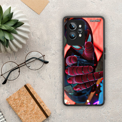 Θήκη Realme GT2 Spider Hand από τη Smartfits με σχέδιο στο πίσω μέρος και μαύρο περίβλημα | Realme GT2 Spider Hand Case with Colorful Back and Black Bezels
