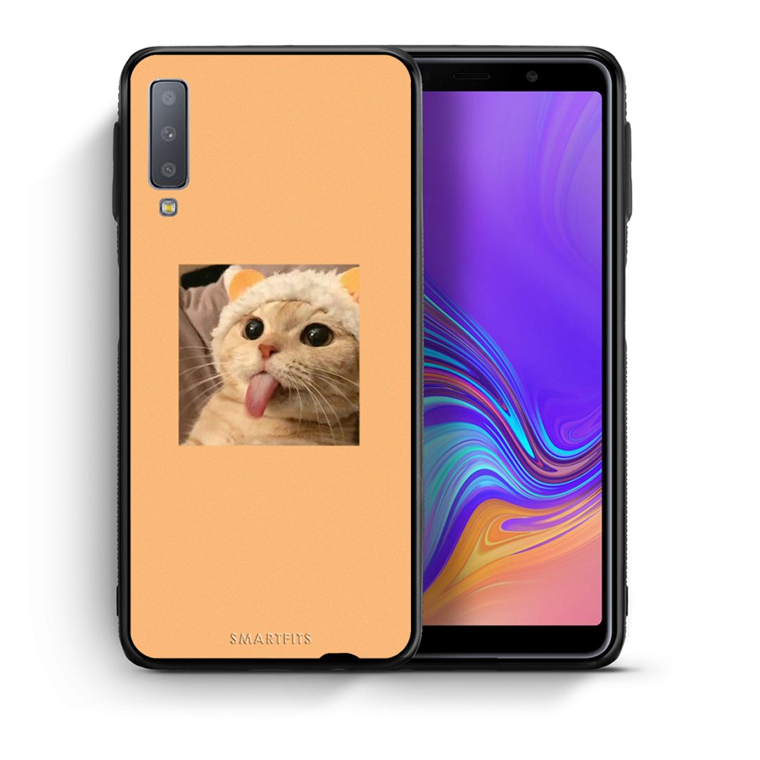 Θήκη Samsung A7 2018 Cat Tongue από τη Smartfits με σχέδιο στο πίσω μέρος και μαύρο περίβλημα | Samsung A7 2018 Cat Tongue case with colorful back and black bezels