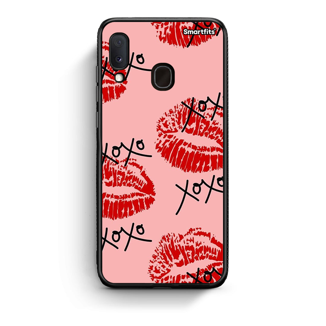 Samsung A20e XOXO Lips θήκη από τη Smartfits με σχέδιο στο πίσω μέρος και μαύρο περίβλημα | Smartphone case with colorful back and black bezels by Smartfits