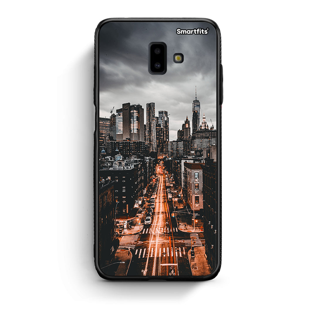 samsung J6+ City Lights θήκη από τη Smartfits με σχέδιο στο πίσω μέρος και μαύρο περίβλημα | Smartphone case with colorful back and black bezels by Smartfits