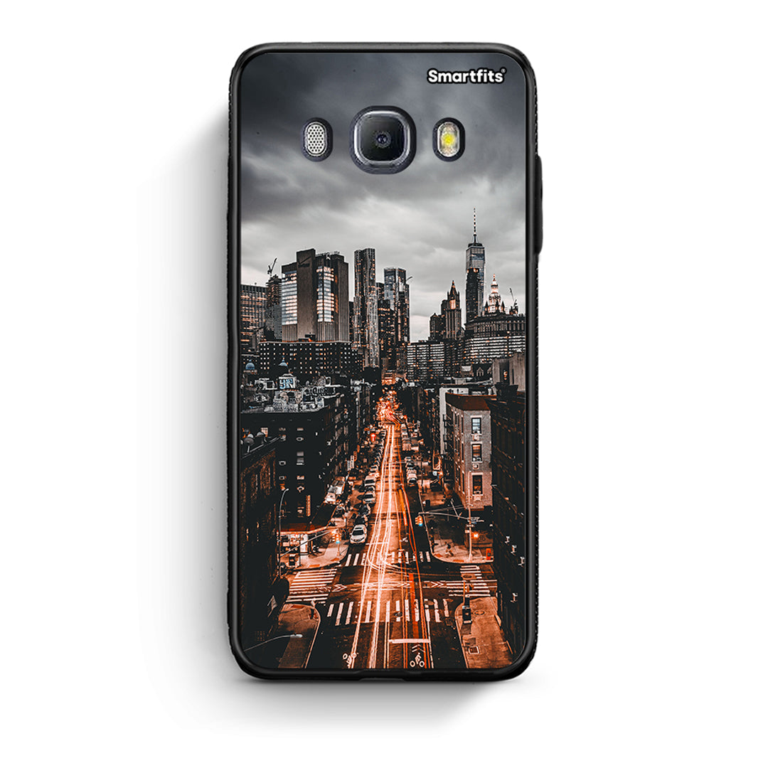 Samsung J7 2016 City Lights θήκη από τη Smartfits με σχέδιο στο πίσω μέρος και μαύρο περίβλημα | Smartphone case with colorful back and black bezels by Smartfits