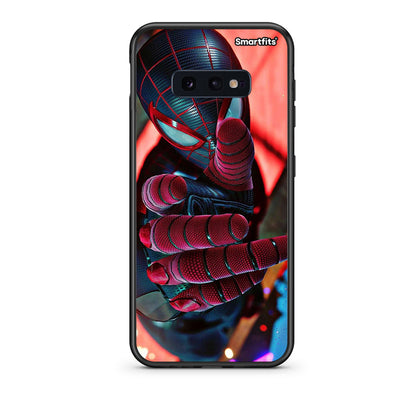 samsung s10e Spider Hand Θήκη από τη Smartfits με σχέδιο στο πίσω μέρος και μαύρο περίβλημα | Smartphone case with colorful back and black bezels by Smartfits