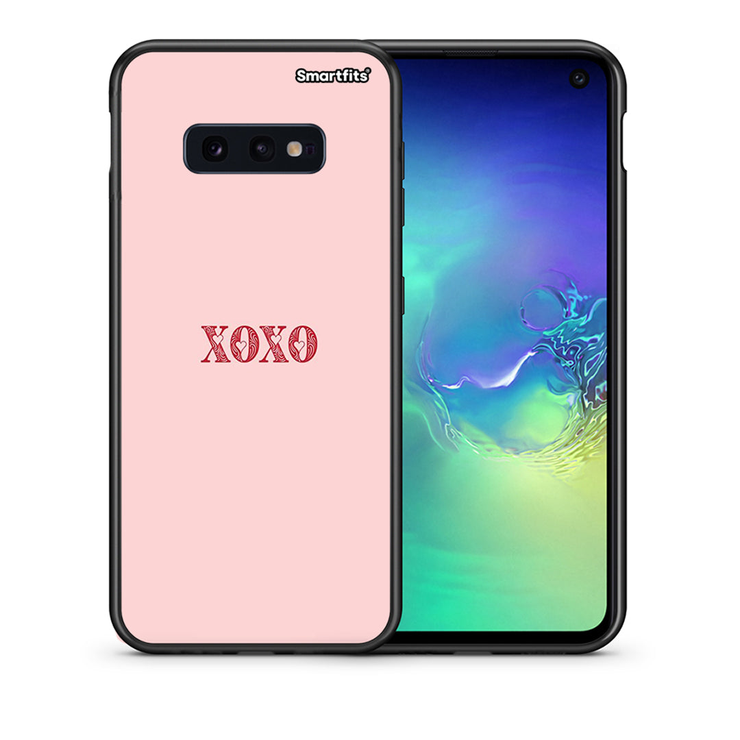 Θήκη Samsung S10e XOXO Love από τη Smartfits με σχέδιο στο πίσω μέρος και μαύρο περίβλημα | Samsung S10e XOXO Love case with colorful back and black bezels
