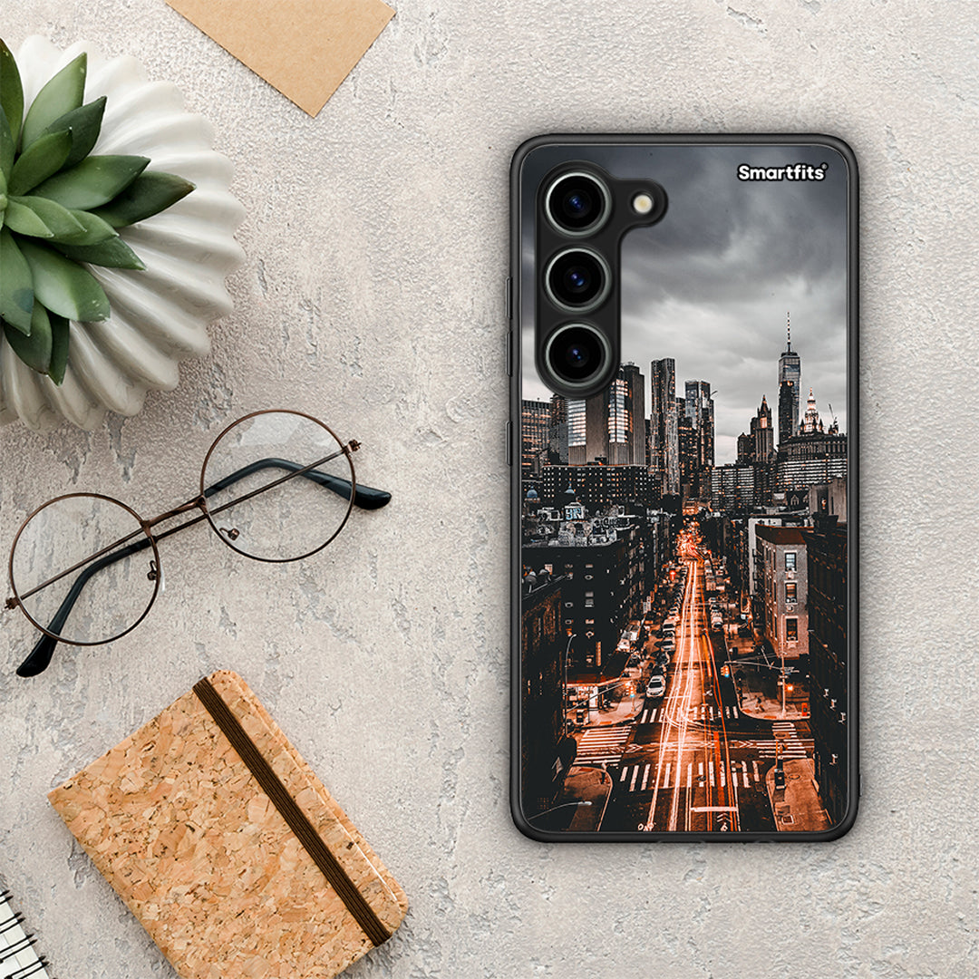 Θήκη Samsung Galaxy S23 City Lights από τη Smartfits με σχέδιο στο πίσω μέρος και μαύρο περίβλημα | Samsung Galaxy S23 City Lights Case with Colorful Back and Black Bezels