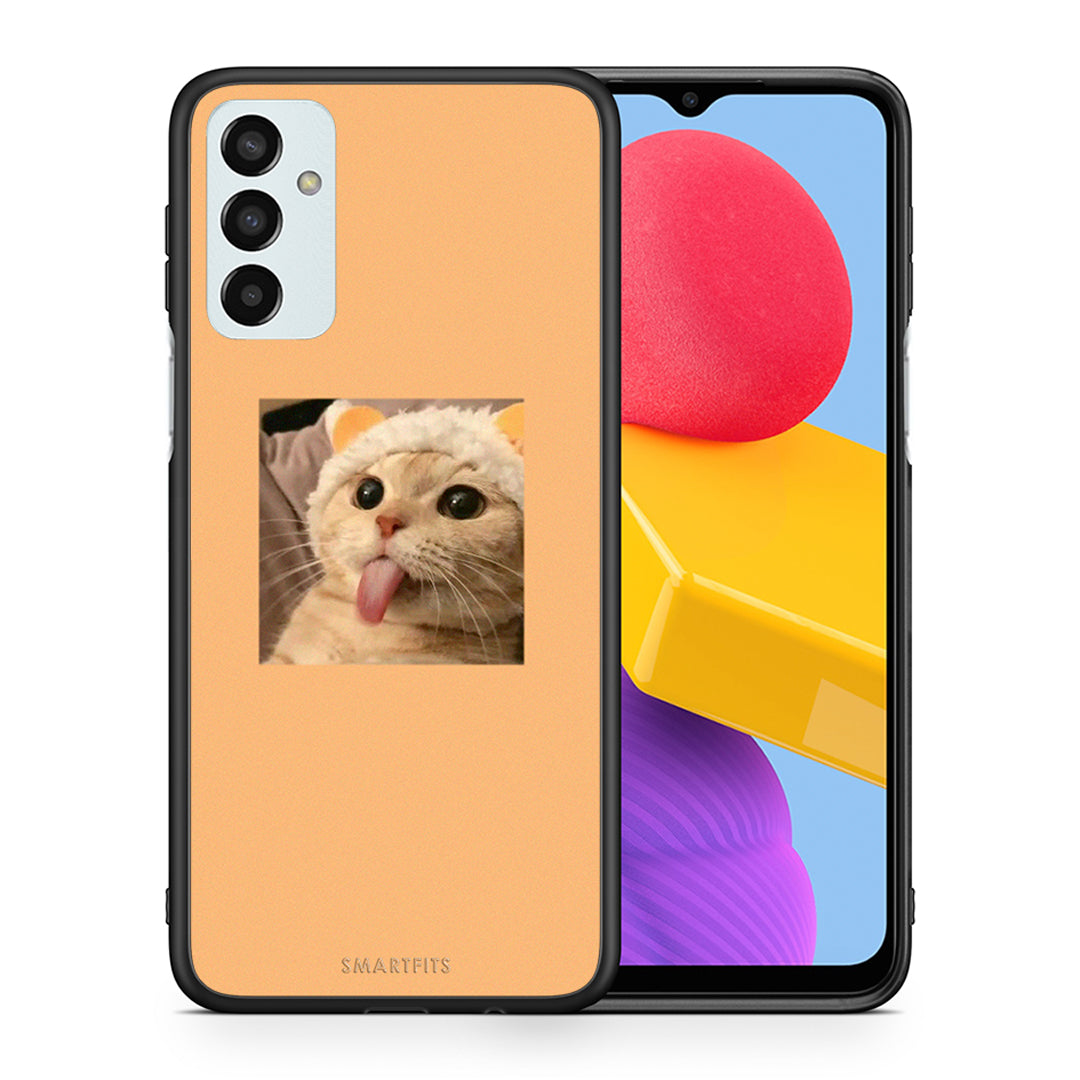 Θήκη Samsung M13 Cat Tongue από τη Smartfits με σχέδιο στο πίσω μέρος και μαύρο περίβλημα | Samsung M13 Cat Tongue case with colorful back and black bezels