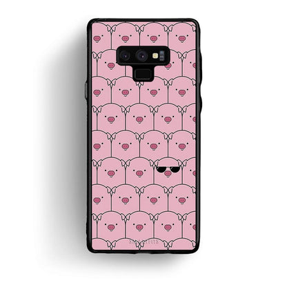 samsung note 9 Pig Glasses θήκη από τη Smartfits με σχέδιο στο πίσω μέρος και μαύρο περίβλημα | Smartphone case with colorful back and black bezels by Smartfits