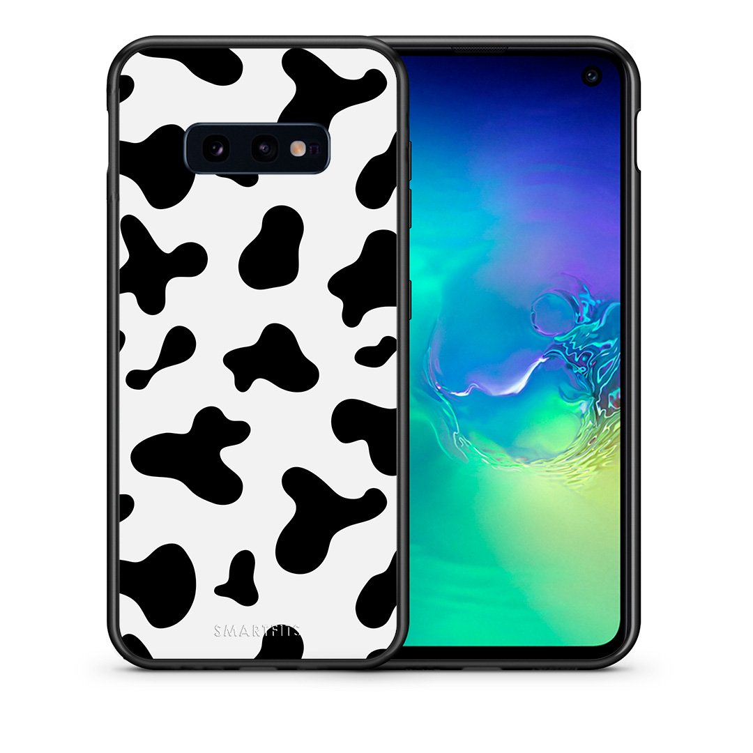 Θήκη Samsung S10e Cow Print από τη Smartfits με σχέδιο στο πίσω μέρος και μαύρο περίβλημα | Samsung S10e Cow Print case with colorful back and black bezels
