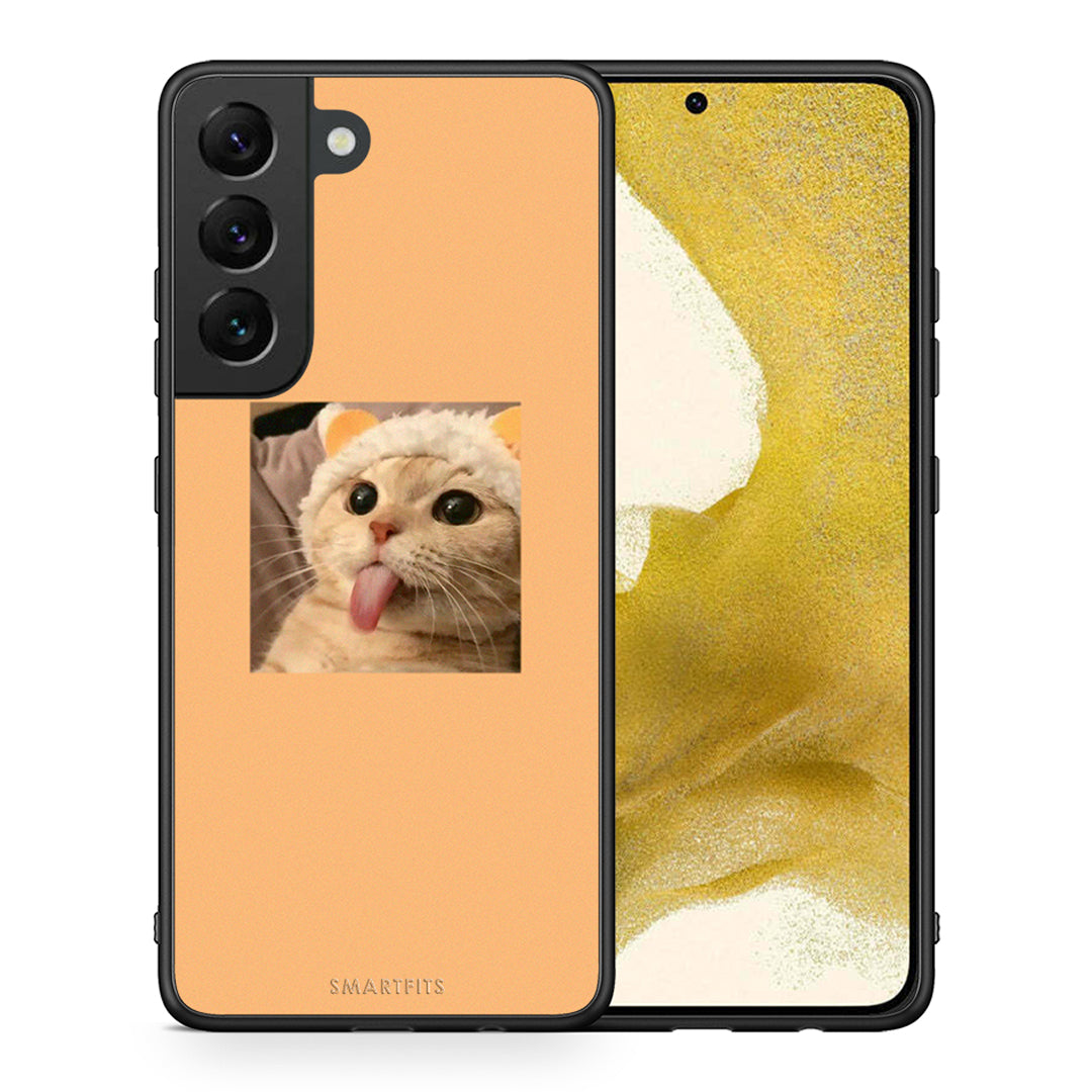 Θήκη Samsung S22 Cat Tongue από τη Smartfits με σχέδιο στο πίσω μέρος και μαύρο περίβλημα | Samsung S22 Cat Tongue case with colorful back and black bezels