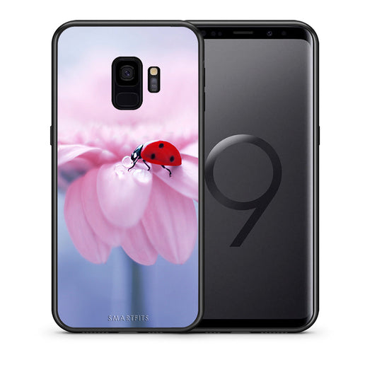 Θήκη Samsung S9 Ladybug Flower από τη Smartfits με σχέδιο στο πίσω μέρος και μαύρο περίβλημα | Samsung S9 Ladybug Flower case with colorful back and black bezels