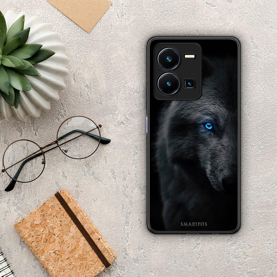 Θήκη Vivo Y35 Dark Wolf από τη Smartfits με σχέδιο στο πίσω μέρος και μαύρο περίβλημα | Vivo Y35 Dark Wolf Case with Colorful Back and Black Bezels