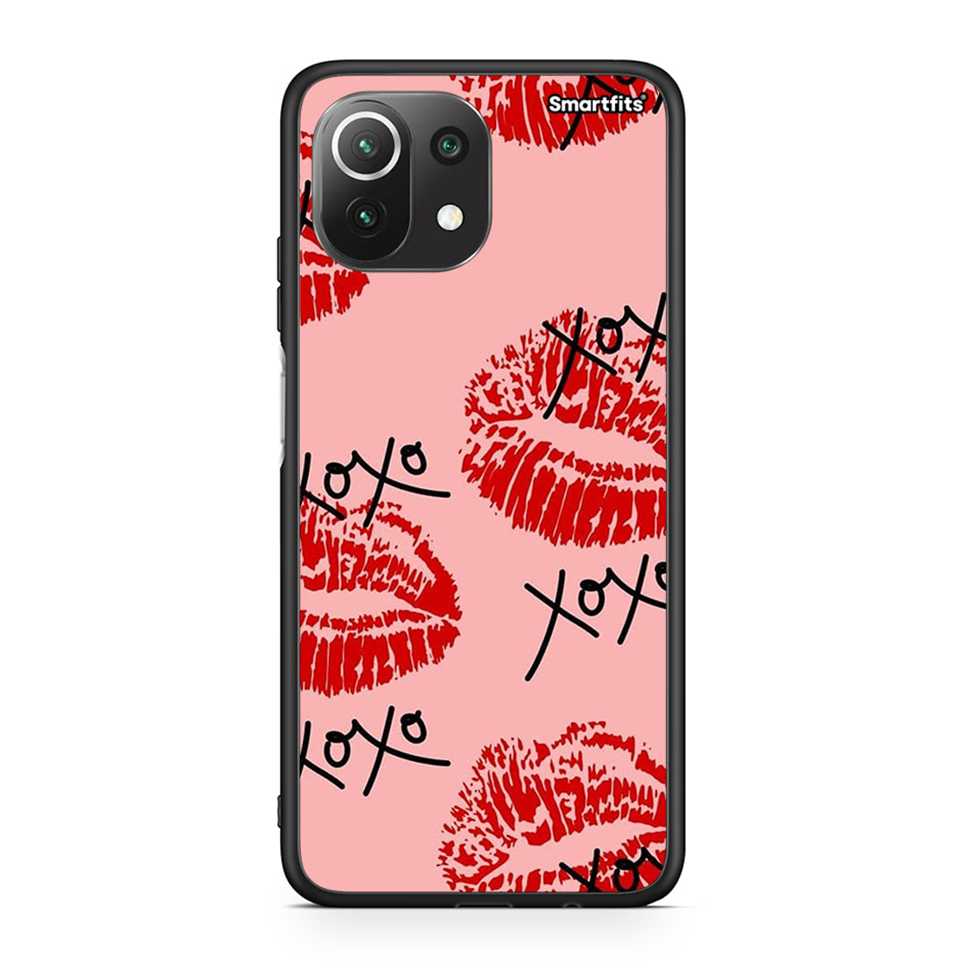 Xiaomi 11 Lite/Mi 11 Lite XOXO Lips θήκη από τη Smartfits με σχέδιο στο πίσω μέρος και μαύρο περίβλημα | Smartphone case with colorful back and black bezels by Smartfits