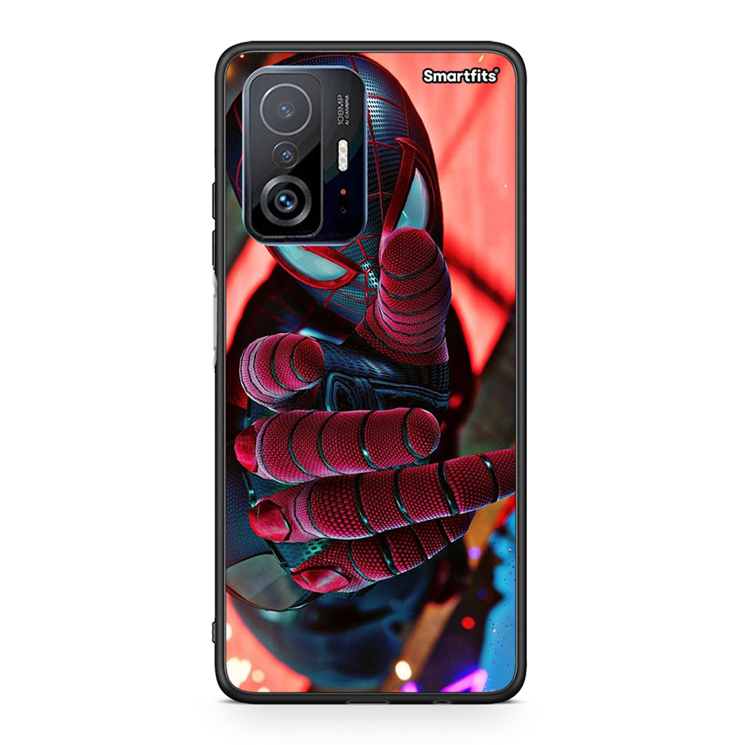 Xiaomi 11T / 11T Pro Spider Hand Θήκη από τη Smartfits με σχέδιο στο πίσω μέρος και μαύρο περίβλημα | Smartphone case with colorful back and black bezels by Smartfits