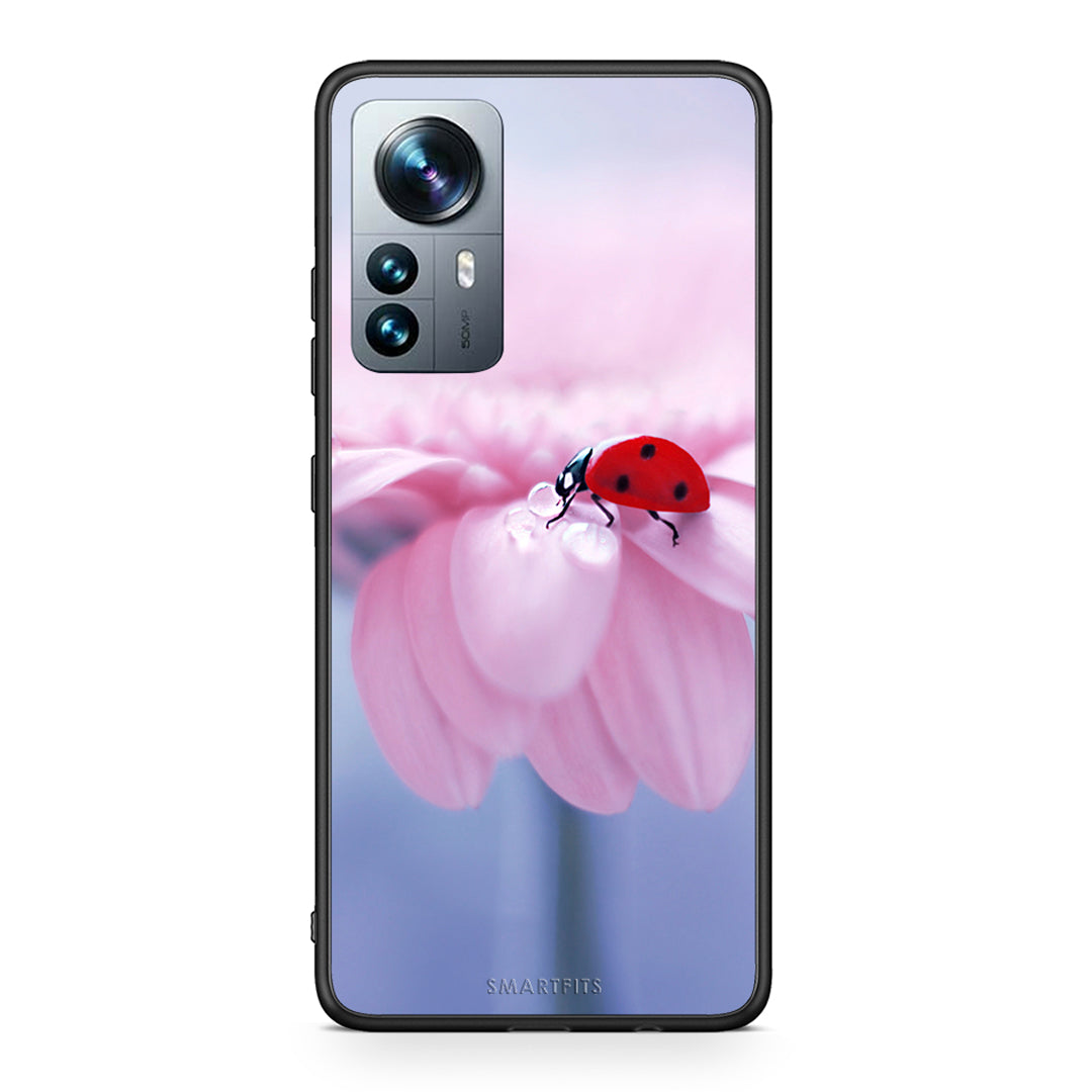 Xiaomi 12 Pro Ladybug Flower θήκη από τη Smartfits με σχέδιο στο πίσω μέρος και μαύρο περίβλημα | Smartphone case with colorful back and black bezels by Smartfits