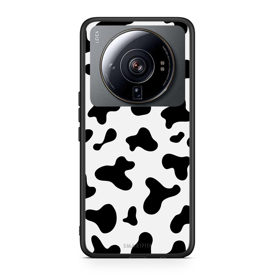 Xiaomi 12S Ultra Cow Print θήκη από τη Smartfits με σχέδιο στο πίσω μέρος και μαύρο περίβλημα | Smartphone case with colorful back and black bezels by Smartfits