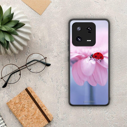 Θήκη Xiaomi 13 Ladybug Flower από τη Smartfits με σχέδιο στο πίσω μέρος και μαύρο περίβλημα | Xiaomi 13 Ladybug Flower Case with Colorful Back and Black Bezels