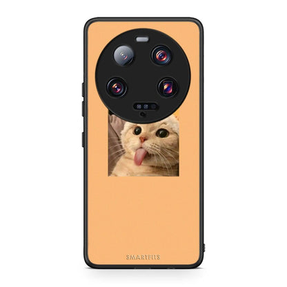 Θήκη Xiaomi 13 Ultra Cat Tongue από τη Smartfits με σχέδιο στο πίσω μέρος και μαύρο περίβλημα | Xiaomi 13 Ultra Cat Tongue Case with Colorful Back and Black Bezels