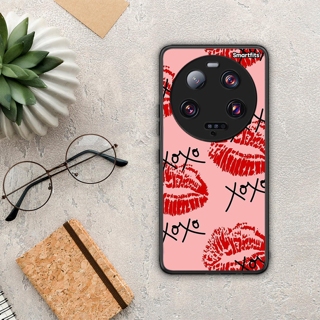 Θήκη Xiaomi 13 Ultra XOXO Lips από τη Smartfits με σχέδιο στο πίσω μέρος και μαύρο περίβλημα | Xiaomi 13 Ultra XOXO Lips Case with Colorful Back and Black Bezels
