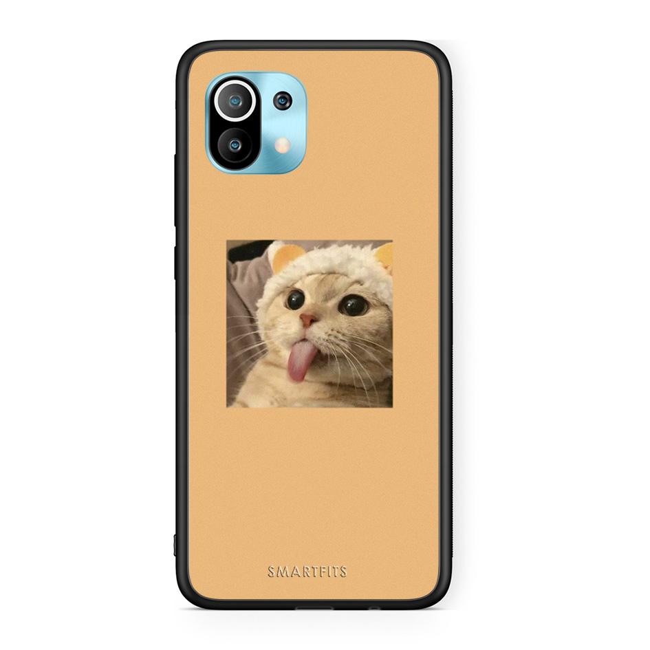 Xiaomi Mi 11 Cat Tongue θήκη από τη Smartfits με σχέδιο στο πίσω μέρος και μαύρο περίβλημα | Smartphone case with colorful back and black bezels by Smartfits
