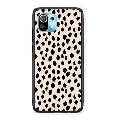 Xiaomi Mi 11 New Polka Dots θήκη από τη Smartfits με σχέδιο στο πίσω μέρος και μαύρο περίβλημα | Smartphone case with colorful back and black bezels by Smartfits