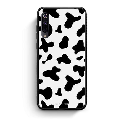 Xiaomi Mi 9 Cow Print θήκη από τη Smartfits με σχέδιο στο πίσω μέρος και μαύρο περίβλημα | Smartphone case with colorful back and black bezels by Smartfits