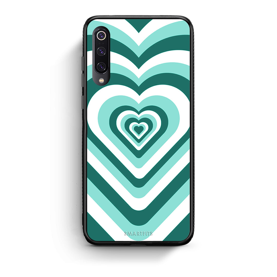 Xiaomi Mi 9 Green Hearts θήκη από τη Smartfits με σχέδιο στο πίσω μέρος και μαύρο περίβλημα | Smartphone case with colorful back and black bezels by Smartfits