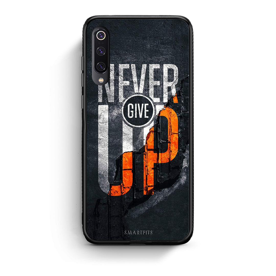 Xiaomi Mi 9 Never Give Up Θήκη Αγίου Βαλεντίνου από τη Smartfits με σχέδιο στο πίσω μέρος και μαύρο περίβλημα | Smartphone case with colorful back and black bezels by Smartfits