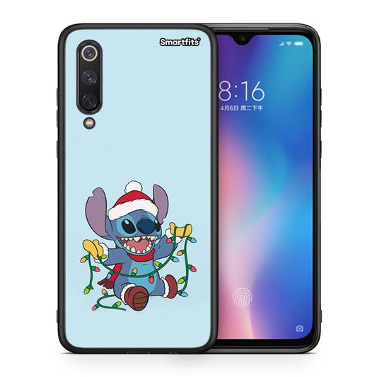 Θήκη Xiaomi Mi 9 SE Santa Stich από τη Smartfits με σχέδιο στο πίσω μέρος και μαύρο περίβλημα | Xiaomi Mi 9 SE Santa Stich case with colorful back and black bezels