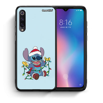 Θήκη Xiaomi Mi 9 Santa Stich από τη Smartfits με σχέδιο στο πίσω μέρος και μαύρο περίβλημα | Xiaomi Mi 9 Santa Stich case with colorful back and black bezels