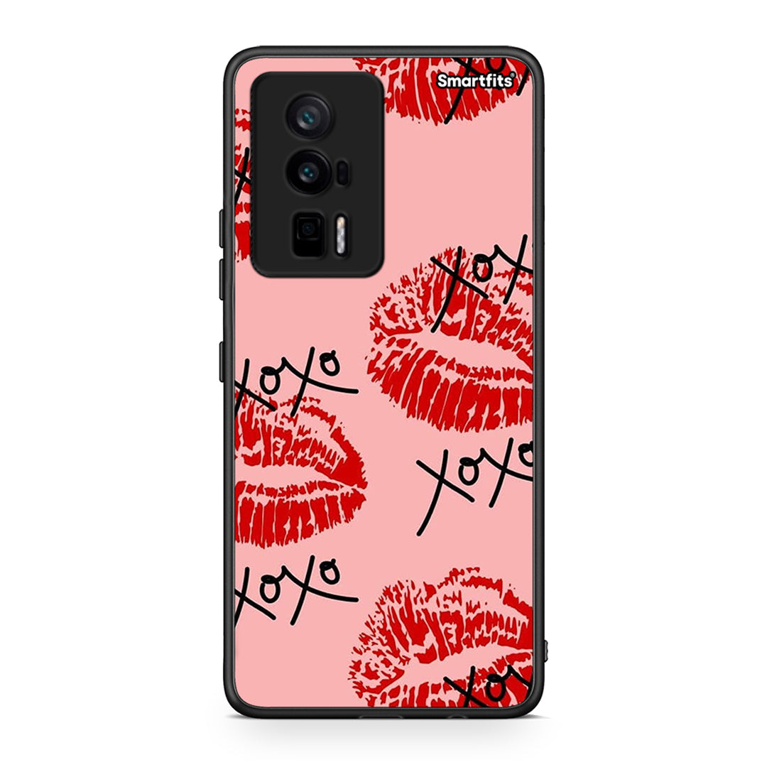 Θήκη Xiaomi Poco F5 Pro / Redmi K60 Pro XOXO Lips από τη Smartfits με σχέδιο στο πίσω μέρος και μαύρο περίβλημα | Xiaomi Poco F5 Pro / Redmi K60 Pro XOXO Lips Case with Colorful Back and Black Bezels