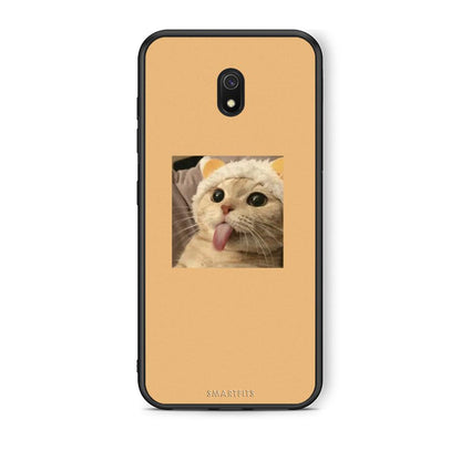 Xiaomi Redmi 8A Cat Tongue θήκη από τη Smartfits με σχέδιο στο πίσω μέρος και μαύρο περίβλημα | Smartphone case with colorful back and black bezels by Smartfits