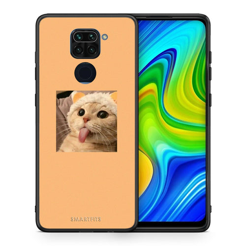Θήκη Xiaomi Redmi Note 9 Cat Tongue από τη Smartfits με σχέδιο στο πίσω μέρος και μαύρο περίβλημα | Xiaomi Redmi Note 9 Cat Tongue case with colorful back and black bezels