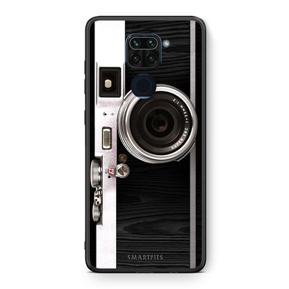 Θήκη Xiaomi Redmi Note 9 Emily In Paris από τη Smartfits με σχέδιο στο πίσω μέρος και μαύρο περίβλημα | Xiaomi Redmi Note 9 Emily In Paris case with colorful back and black bezels